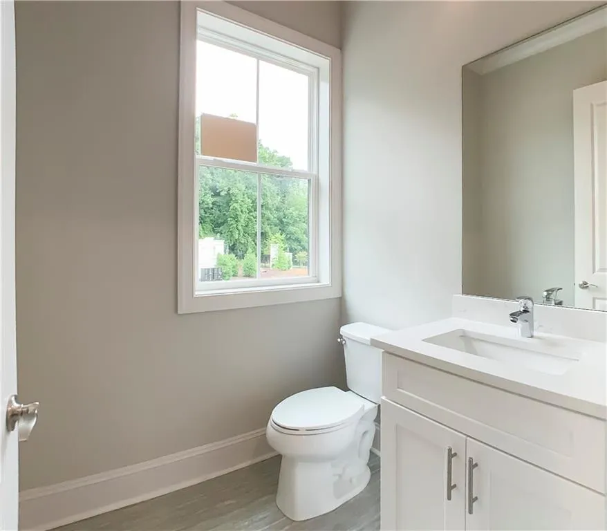 8011 Linfield Way, Sandy Springs, Georgia 30350, 3 Bedrooms Bedrooms, ,3 BathroomsBathrooms,Residential,Sold,8011 Linfield Way,6728098