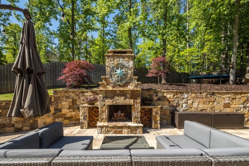1880 Redbourne Drive, Sandy Springs, Georgia 30350, 5 Bedrooms Bedrooms, ,4 BathroomsBathrooms,Residential,Sold,1880 Redbourne Drive,6005962