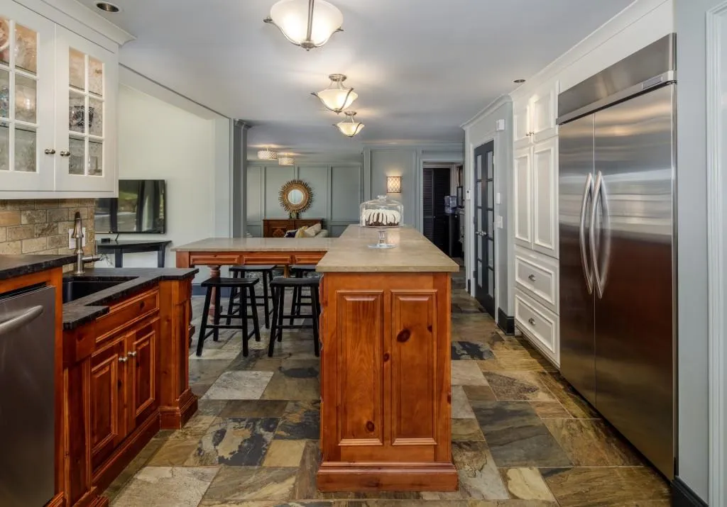 1880 Redbourne Drive, Sandy Springs, Georgia 30350, 5 Bedrooms Bedrooms, ,4 BathroomsBathrooms,Residential,Sold,1880 Redbourne Drive,6005962