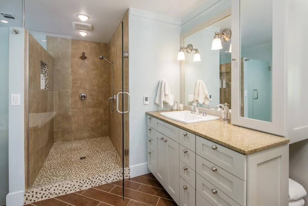 1880 Redbourne Drive, Sandy Springs, Georgia 30350, 5 Bedrooms Bedrooms, ,4 BathroomsBathrooms,Residential,Sold,1880 Redbourne Drive,6005962