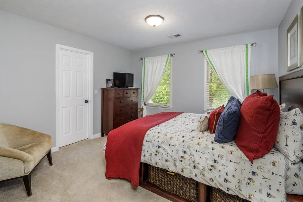 1880 Redbourne Drive, Sandy Springs, Georgia 30350, 5 Bedrooms Bedrooms, ,4 BathroomsBathrooms,Residential,Sold,1880 Redbourne Drive,6005962