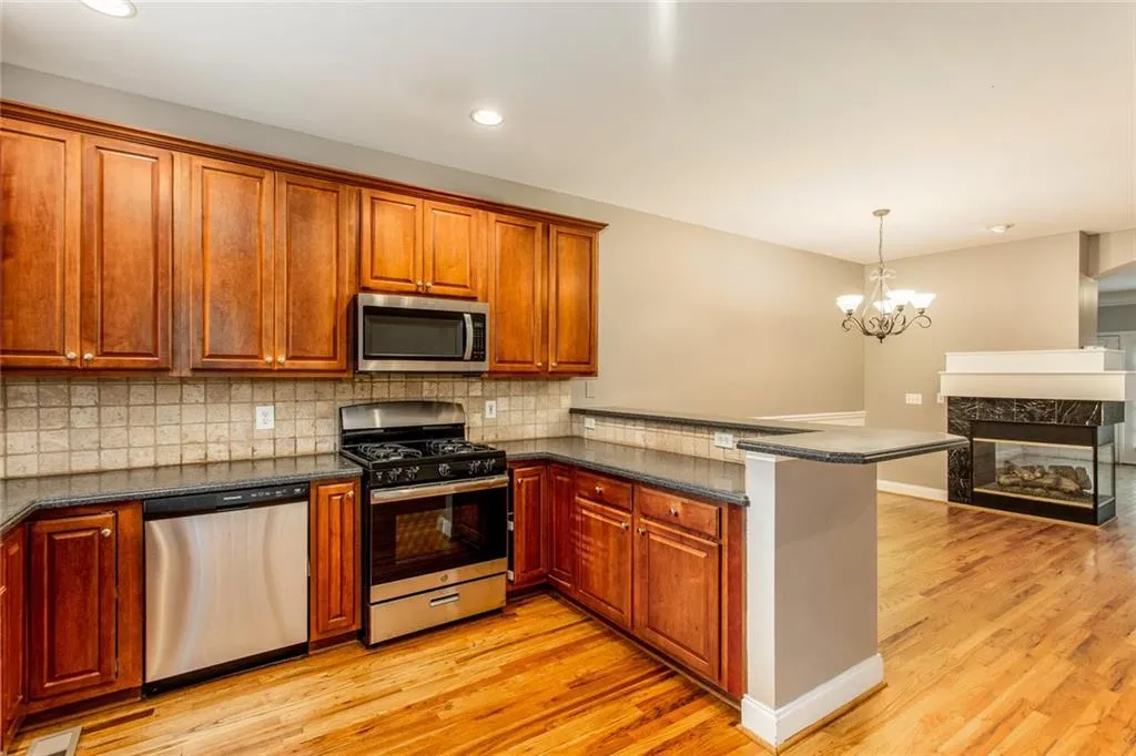 1200 Wing Street Unit 12, Sandy Springs, Georgia 30350, 3 Bedrooms Bedrooms, ,3 BathroomsBathrooms,Residential,Sold,1200 Wing Street Unit 12,6625716 1200 Wing Street Unit 12, Sandy Springs, Georgia 30350, 3 Bedrooms Bedrooms, ,3 BathroomsBathrooms,Residential,Sold,1200 Wing Street Unit 12,6625716