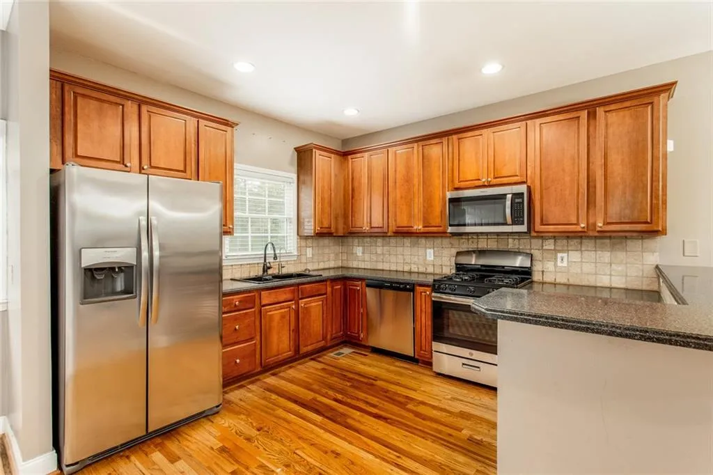 1200 Wing Street Unit 12, Sandy Springs, Georgia 30350, 3 Bedrooms Bedrooms, ,3 BathroomsBathrooms,Residential,Sold,1200 Wing Street Unit 12,6625716 1200 Wing Street Unit 12, Sandy Springs, Georgia 30350, 3 Bedrooms Bedrooms, ,3 BathroomsBathrooms,Residential,Sold,1200 Wing Street Unit 12,6625716