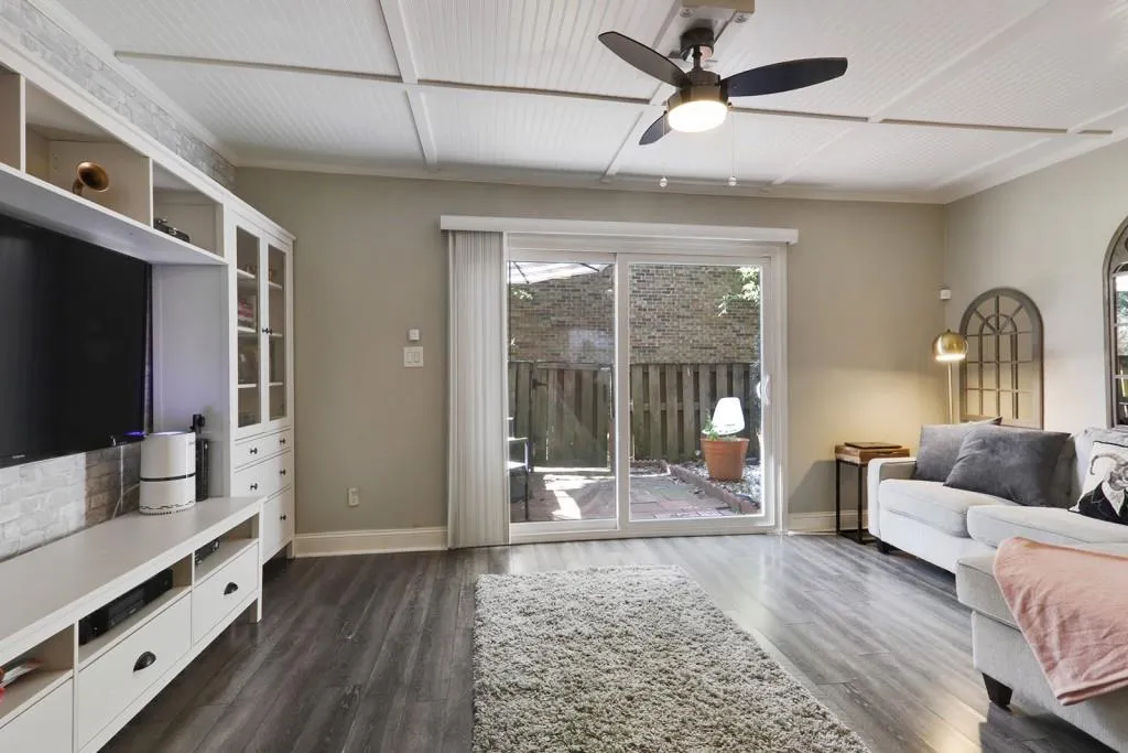 5569 Kingsport Drive, Sandy Springs, Georgia 30342, 2 Bedrooms Bedrooms, ,1 BathroomBathrooms,Residential,Sold,5569 Kingsport Drive,6562022