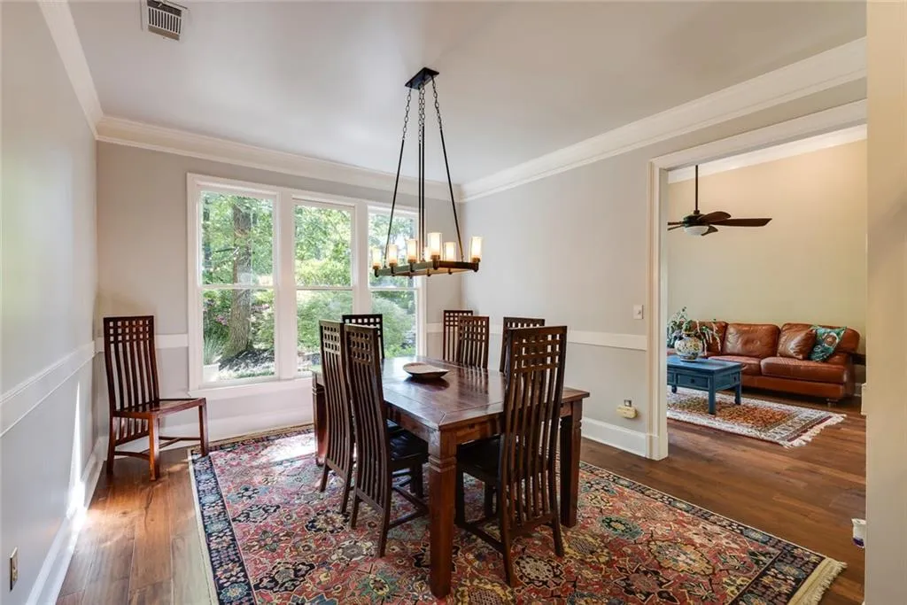 130 Belvedere Court, Sandy Springs, Georgia 30350, 5 Bedrooms Bedrooms, ,4 BathroomsBathrooms,Residential,Sold,130 Belvedere Court,7449076