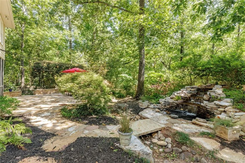 130 Belvedere Court, Sandy Springs, Georgia 30350, 5 Bedrooms Bedrooms, ,4 BathroomsBathrooms,Residential,Sold,130 Belvedere Court,7449076