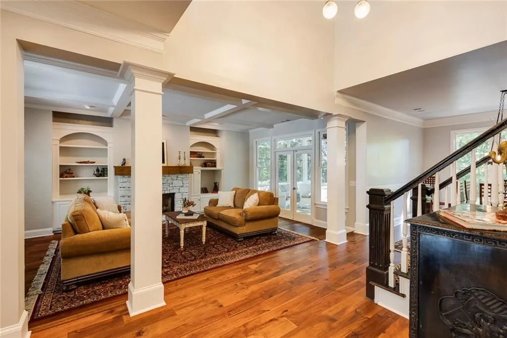 130 Belvedere Court, Sandy Springs, Georgia 30350, 5 Bedrooms Bedrooms, ,4 BathroomsBathrooms,Residential,Sold,130 Belvedere Court,7449076