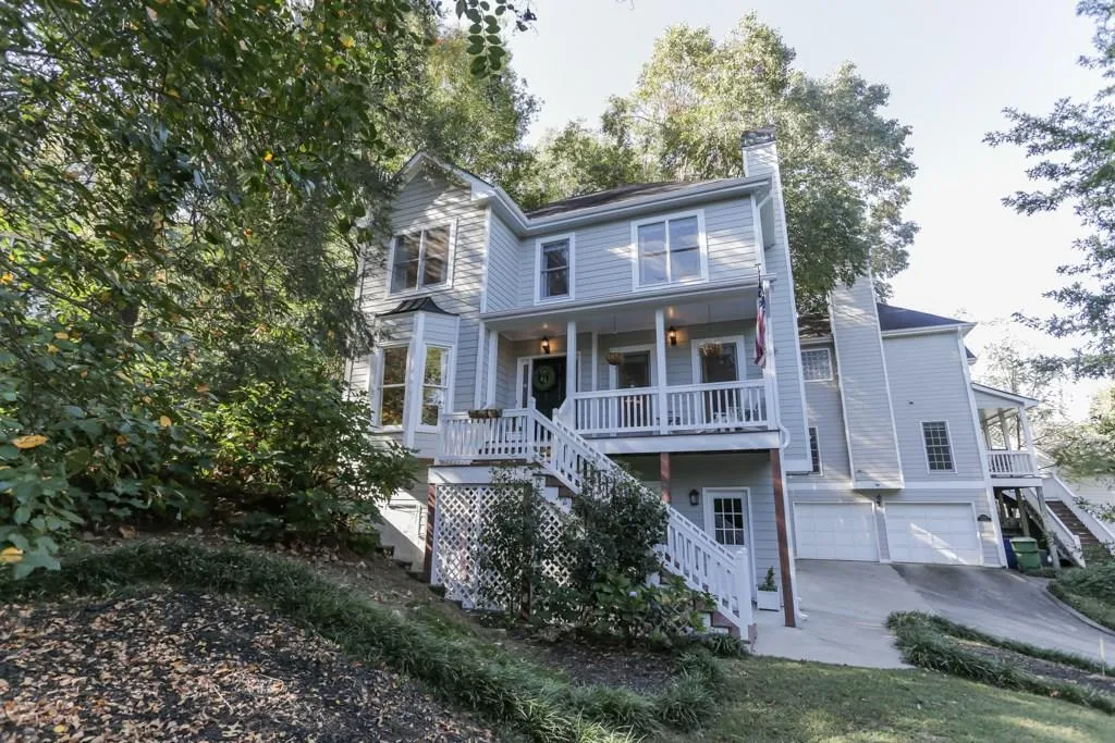 1155 B Davis Place Nw, Atlanta, Georgia 30318, 3 Bedrooms Bedrooms, ,2 BathroomsBathrooms,Residential,Sold,1155 B Davis Place Nw,5917275