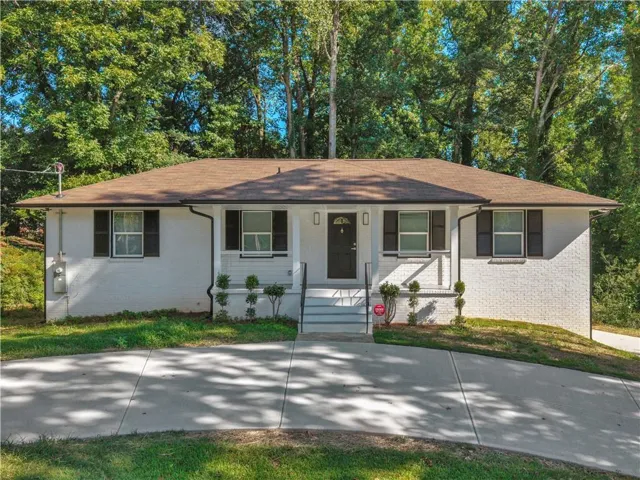 984 Morrow Road, Morrow, Georgia 30260