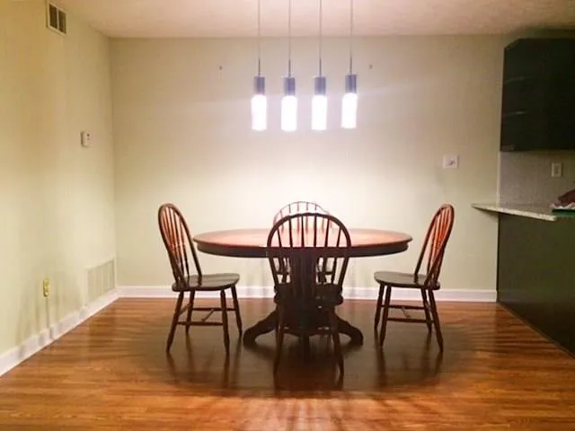 204 Woodcliff Drive, Sandy Springs, Georgia 30350, 2 Bedrooms Bedrooms, ,2 BathroomsBathrooms,Residential,Sold,204 Woodcliff Drive,5632980 204 Woodcliff Drive, Sandy Springs, Georgia 30350, 2 Bedrooms Bedrooms, ,2 BathroomsBathrooms,Residential,Sold,204 Woodcliff Drive,5632980