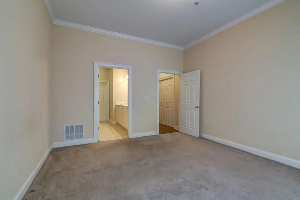 5415 Northland Drive Unit 101, Sandy Springs, Georgia 30342, 1 Bedroom Bedrooms, ,1 BathroomBathrooms,Residential,Sold,5415 Northland Drive Unit 101,6013675