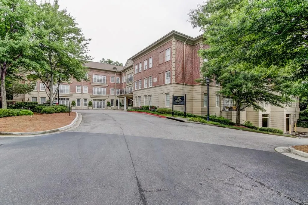 5415 Northland Drive Unit 101, Sandy Springs, Georgia 30342, 1 Bedroom Bedrooms, ,1 BathroomBathrooms,Residential,Sold,5415 Northland Drive Unit 101,6013675