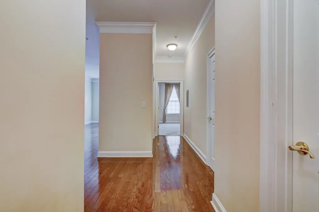 5415 Northland Drive Unit 101, Sandy Springs, Georgia 30342, 1 Bedroom Bedrooms, ,1 BathroomBathrooms,Residential,Sold,5415 Northland Drive Unit 101,6013675