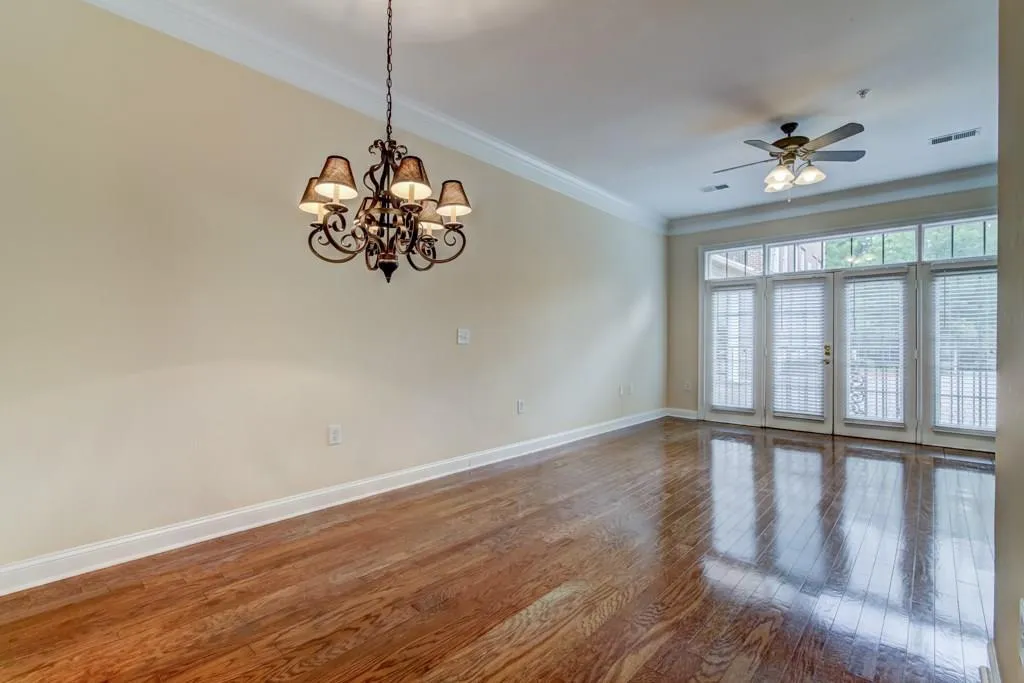 5415 Northland Drive Unit 101, Sandy Springs, Georgia 30342, 1 Bedroom Bedrooms, ,1 BathroomBathrooms,Residential,Sold,5415 Northland Drive Unit 101,6013675