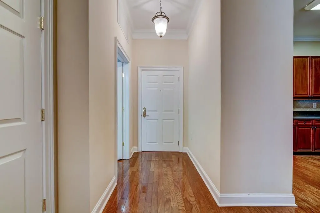 5415 Northland Drive Unit 101, Sandy Springs, Georgia 30342, 1 Bedroom Bedrooms, ,1 BathroomBathrooms,Residential,Sold,5415 Northland Drive Unit 101,6013675