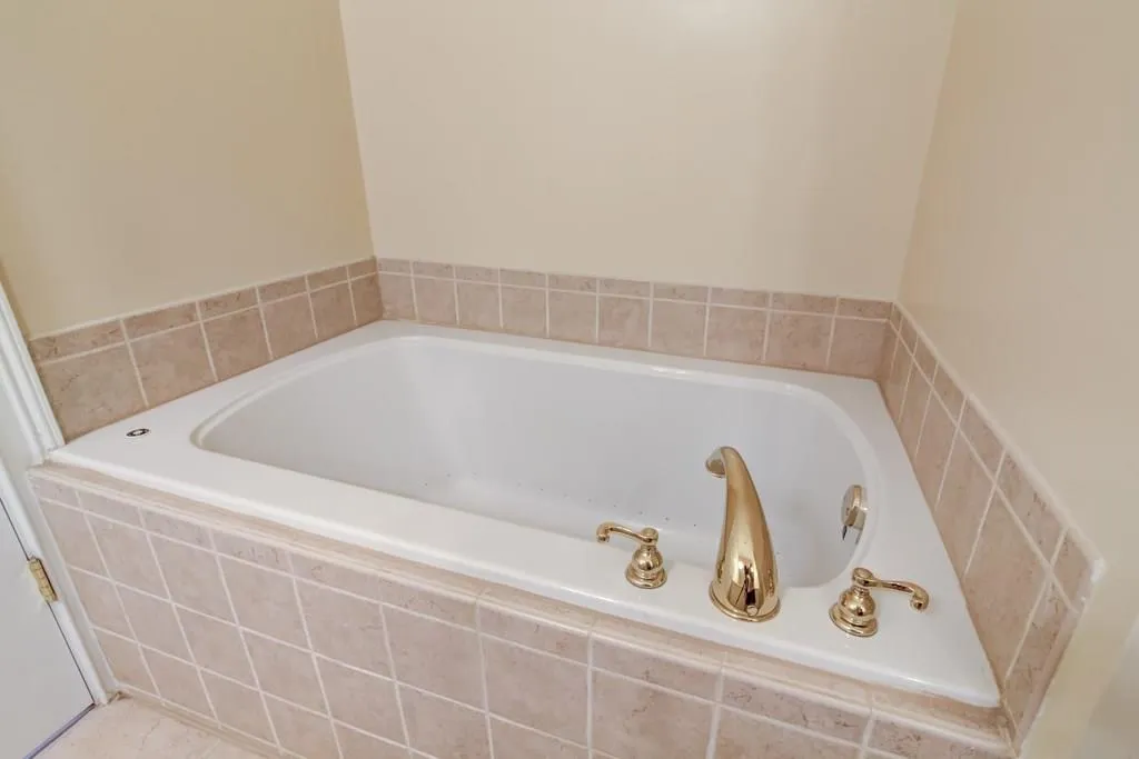 5415 Northland Drive Unit 101, Sandy Springs, Georgia 30342, 1 Bedroom Bedrooms, ,1 BathroomBathrooms,Residential,Sold,5415 Northland Drive Unit 101,6013675