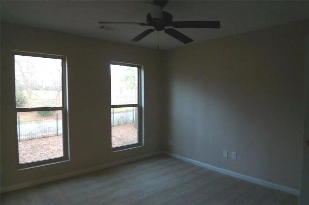 215 Winding River Drive Unit E, Sandy Springs, Georgia 30350, 2 Bedrooms Bedrooms, ,2 BathroomsBathrooms,Residential,Sold,215 Winding River Drive Unit E,5632206