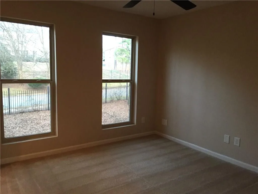 215 Winding River Drive Unit E, Sandy Springs, Georgia 30350, 2 Bedrooms Bedrooms, ,2 BathroomsBathrooms,Residential,Sold,215 Winding River Drive Unit E,5632206