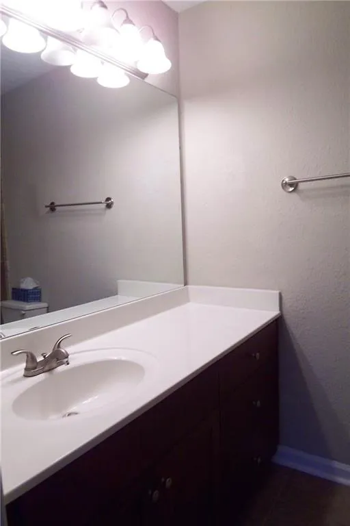 215 Winding River Drive Unit E, Sandy Springs, Georgia 30350, 2 Bedrooms Bedrooms, ,2 BathroomsBathrooms,Residential,Sold,215 Winding River Drive Unit E,5632206