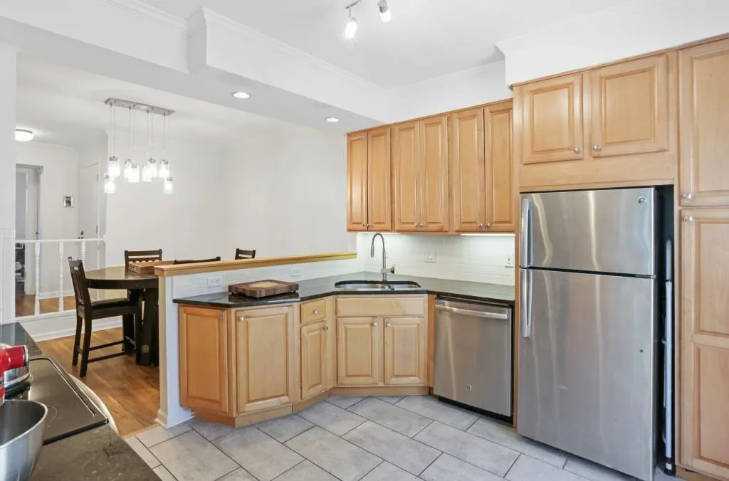 5105 Chemin De Vie, Atlanta, Georgia 30342, 2 Bedrooms Bedrooms, ,2 BathroomsBathrooms,Residential,Sold,5105 Chemin De Vie,7001910