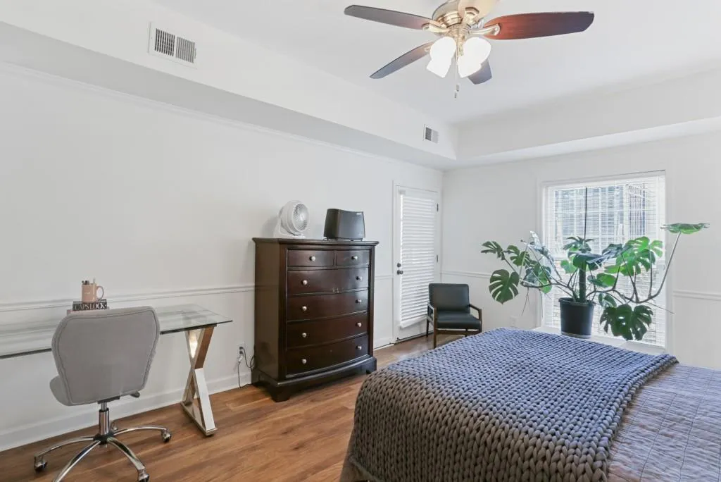 5105 Chemin De Vie, Atlanta, Georgia 30342, 2 Bedrooms Bedrooms, ,2 BathroomsBathrooms,Residential,Sold,5105 Chemin De Vie,7001910