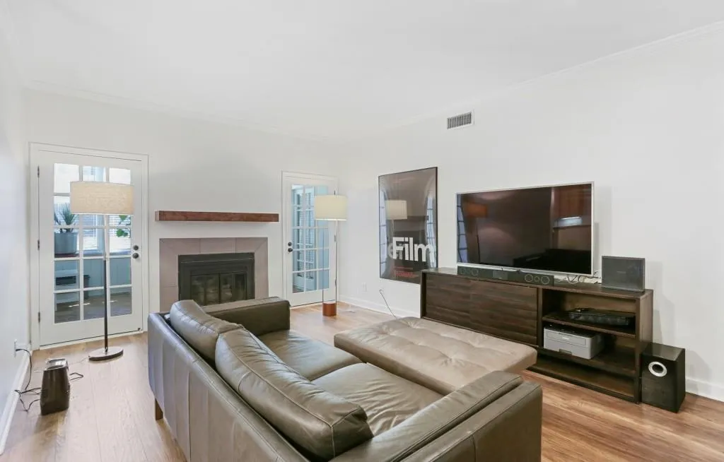 5105 Chemin De Vie, Atlanta, Georgia 30342, 2 Bedrooms Bedrooms, ,2 BathroomsBathrooms,Residential,Sold,5105 Chemin De Vie,7001910
