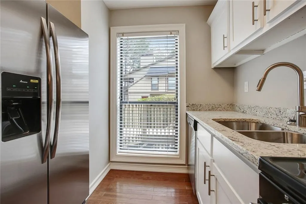 308 Woodcliff Drive, Sandy Springs, Georgia 30350, 1 Bedroom Bedrooms, ,1 BathroomBathrooms,Residential,Sold,308 Woodcliff Drive,5817821
