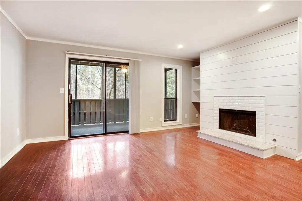 308 Woodcliff Drive, Sandy Springs, Georgia 30350, 1 Bedroom Bedrooms, ,1 BathroomBathrooms,Residential,Sold,308 Woodcliff Drive,5817821
