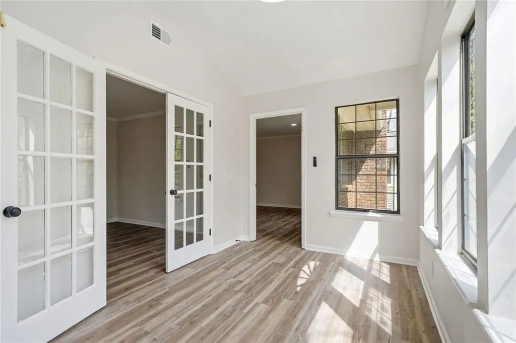 112 Barrington Hills Drive, Atlanta, Georgia 30350, 2 Bedrooms Bedrooms, ,2 BathroomsBathrooms,Residential,For Sale,112 Barrington Hills Drive,7740857