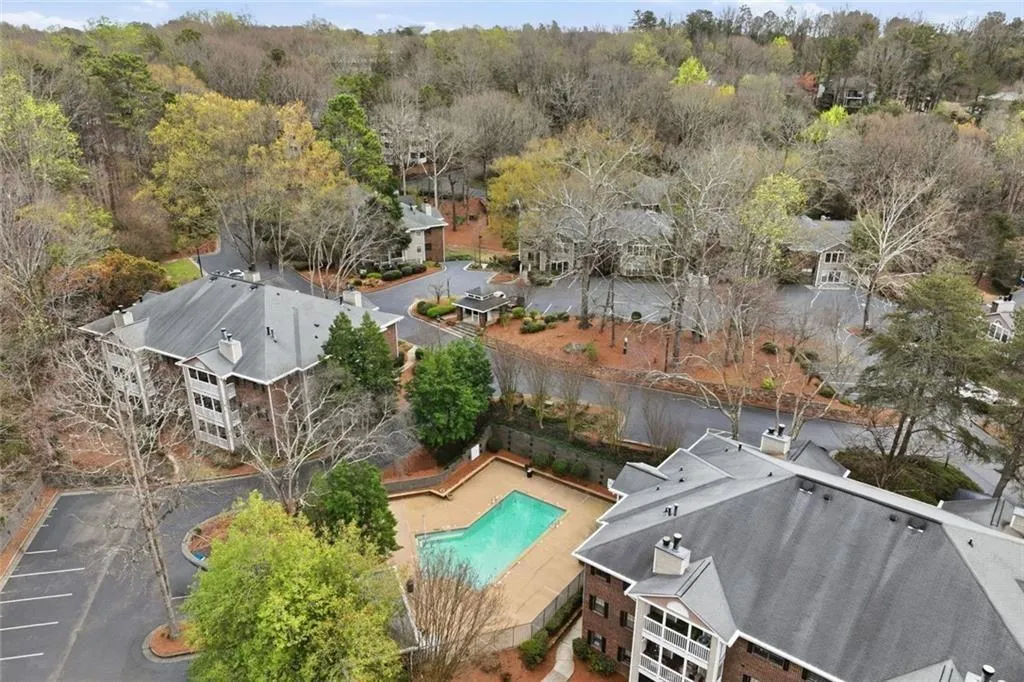 112 Barrington Hills Drive, Atlanta, Georgia 30350, 2 Bedrooms Bedrooms, ,2 BathroomsBathrooms,Residential,For Sale,112 Barrington Hills Drive,7740857