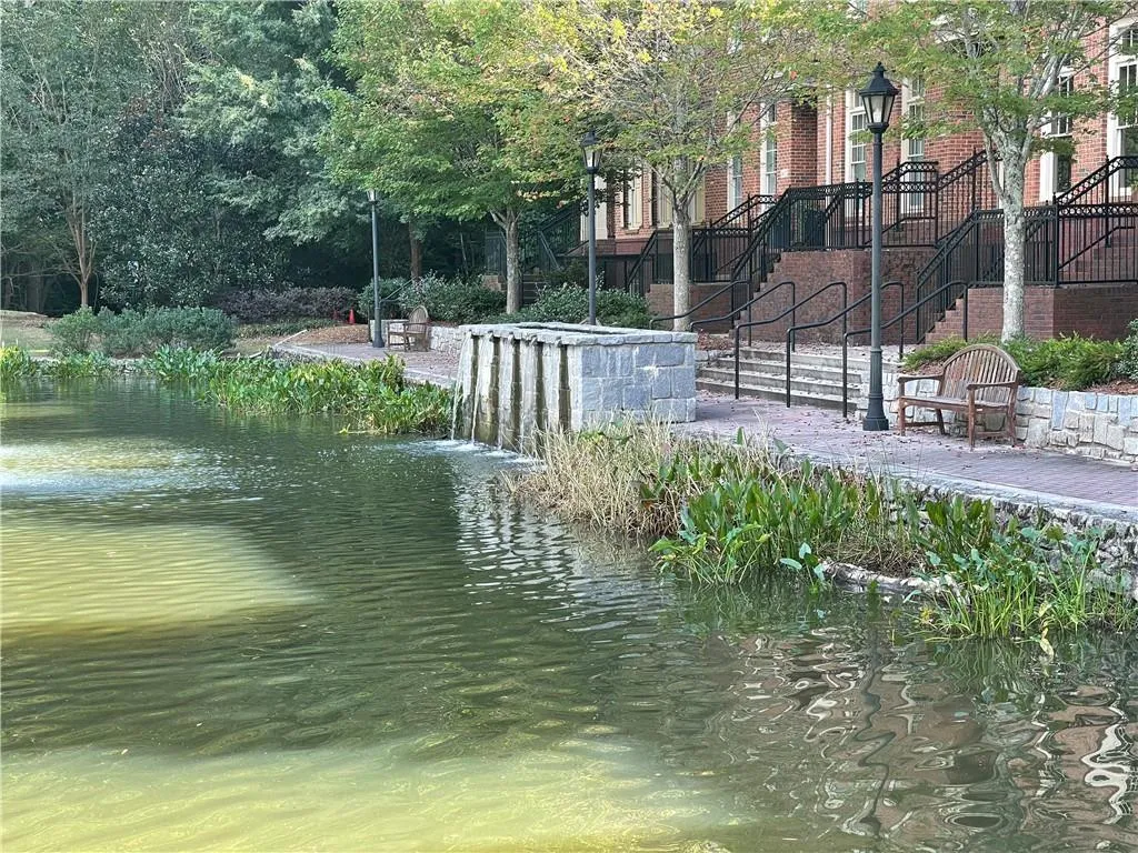 200 River Vista Drive Unit 641, Sandy Springs, Georgia 30339, 2 Bedrooms Bedrooms, ,2 BathroomsBathrooms,Residential,Sold,200 River Vista Drive Unit 641,6956106