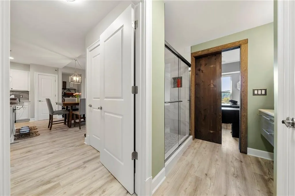 200 River Vista Drive Unit 641, Sandy Springs, Georgia 30339, 2 Bedrooms Bedrooms, ,2 BathroomsBathrooms,Residential,Sold,200 River Vista Drive Unit 641,6956106