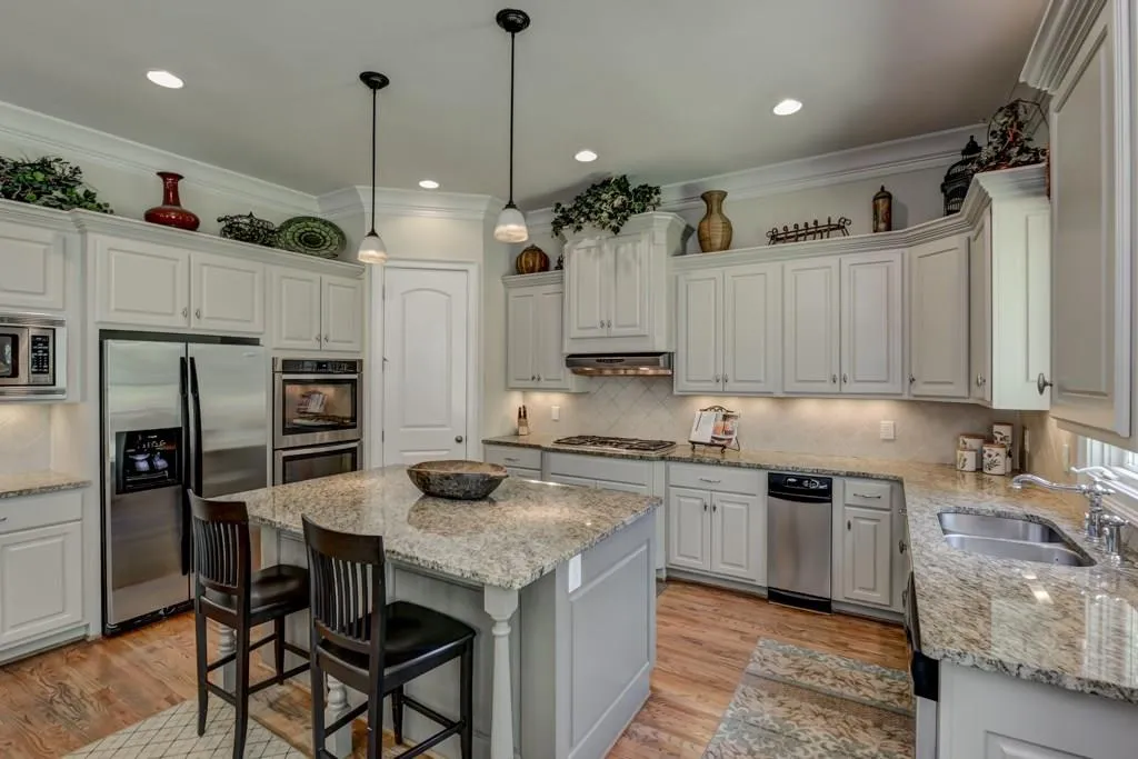 3824 Land O Lakes Drive Ne, Atlanta, Georgia 30342, 6 Bedrooms Bedrooms, ,5 BathroomsBathrooms,Residential,Sold,3824 Land O Lakes Drive Ne,5832716
