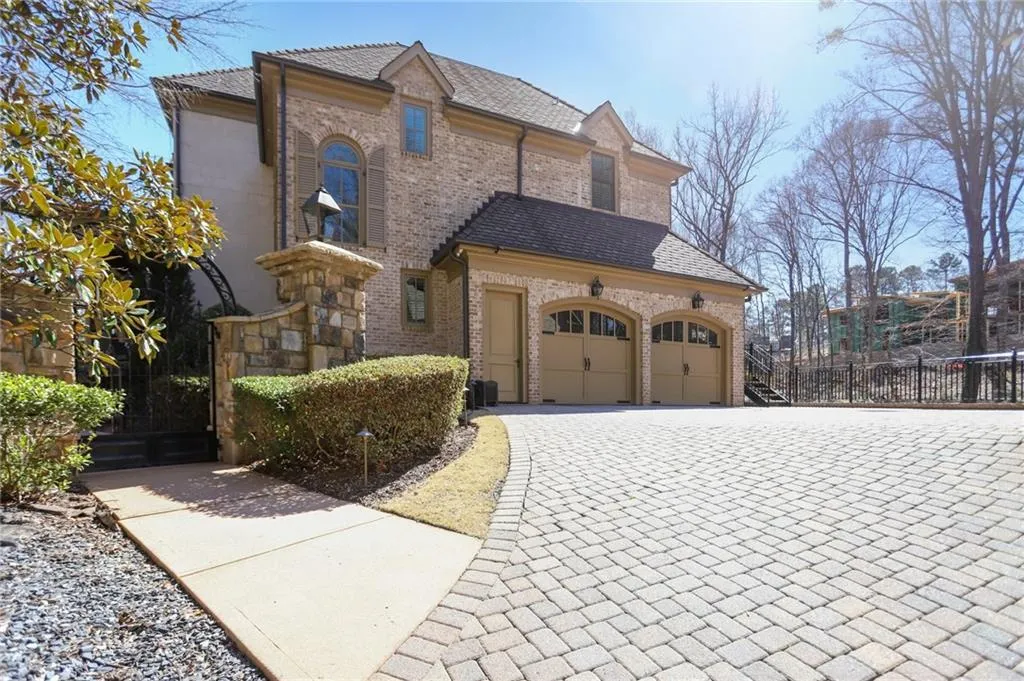 440 Belada Boulevard, Sandy Springs, Georgia 30342, 6 Bedrooms Bedrooms, ,7 BathroomsBathrooms,Residential,For Sale,440 Belada Boulevard,7529916