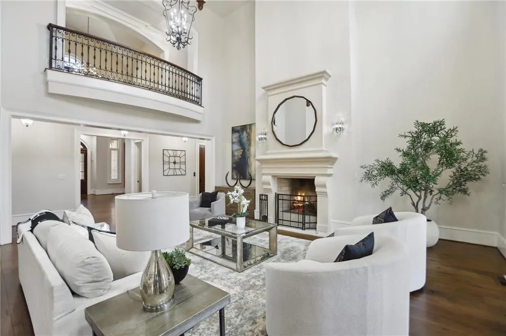 440 Belada Boulevard, Sandy Springs, Georgia 30342, 6 Bedrooms Bedrooms, ,7 BathroomsBathrooms,Residential,For Sale,440 Belada Boulevard,7529916