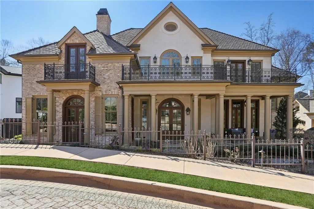 440 Belada Boulevard, Sandy Springs, Georgia 30342, 6 Bedrooms Bedrooms, ,7 BathroomsBathrooms,Residential,For Sale,440 Belada Boulevard,7529916