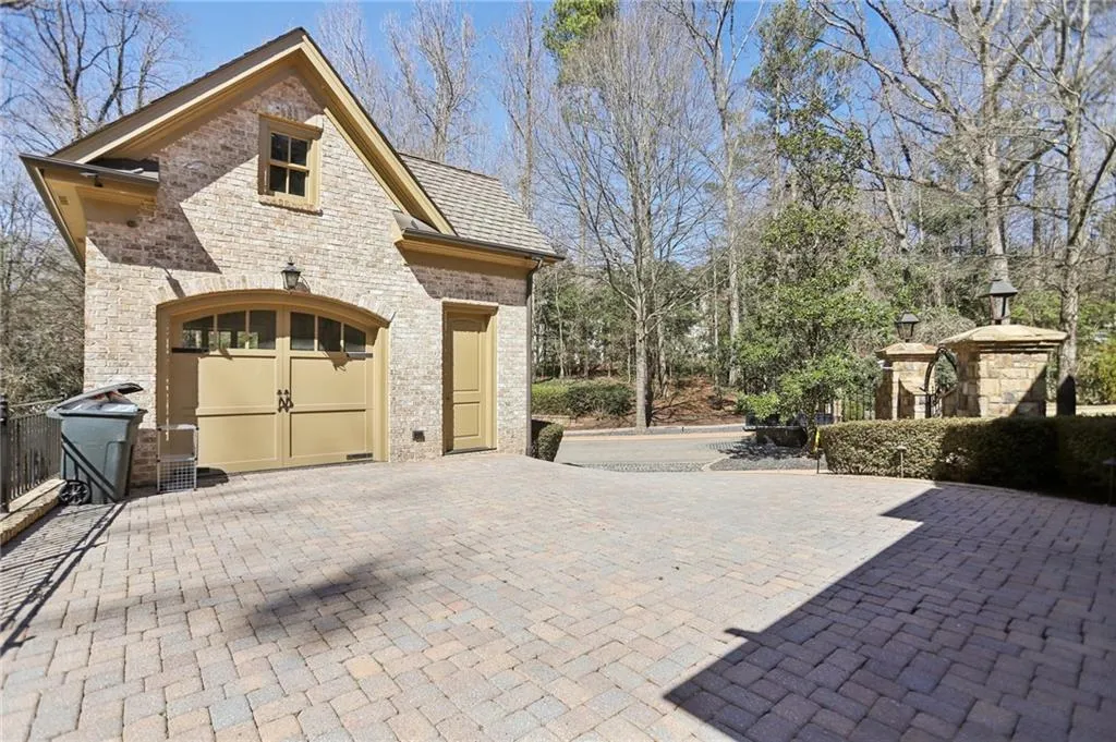440 Belada Boulevard, Sandy Springs, Georgia 30342, 6 Bedrooms Bedrooms, ,7 BathroomsBathrooms,Residential,For Sale,440 Belada Boulevard,7529916