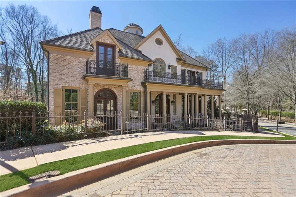 440 Belada Boulevard, Sandy Springs, Georgia 30342, 6 Bedrooms Bedrooms, ,7 BathroomsBathrooms,Residential,For Sale,440 Belada Boulevard,7529916