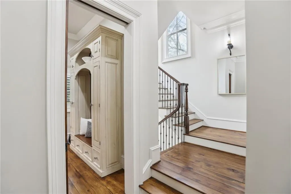 440 Belada Boulevard, Sandy Springs, Georgia 30342, 6 Bedrooms Bedrooms, ,7 BathroomsBathrooms,Residential,For Sale,440 Belada Boulevard,7529916