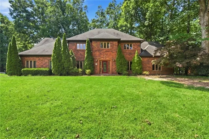 12110 Willow Run Road, Roswell, Georgia 30075