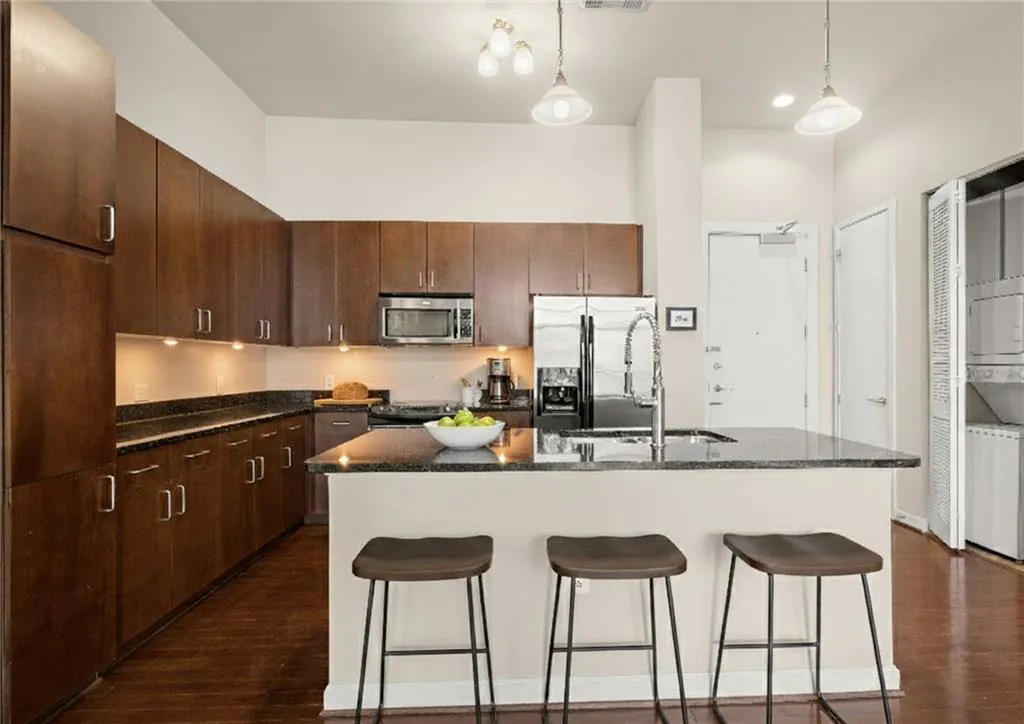 Virtually Staged