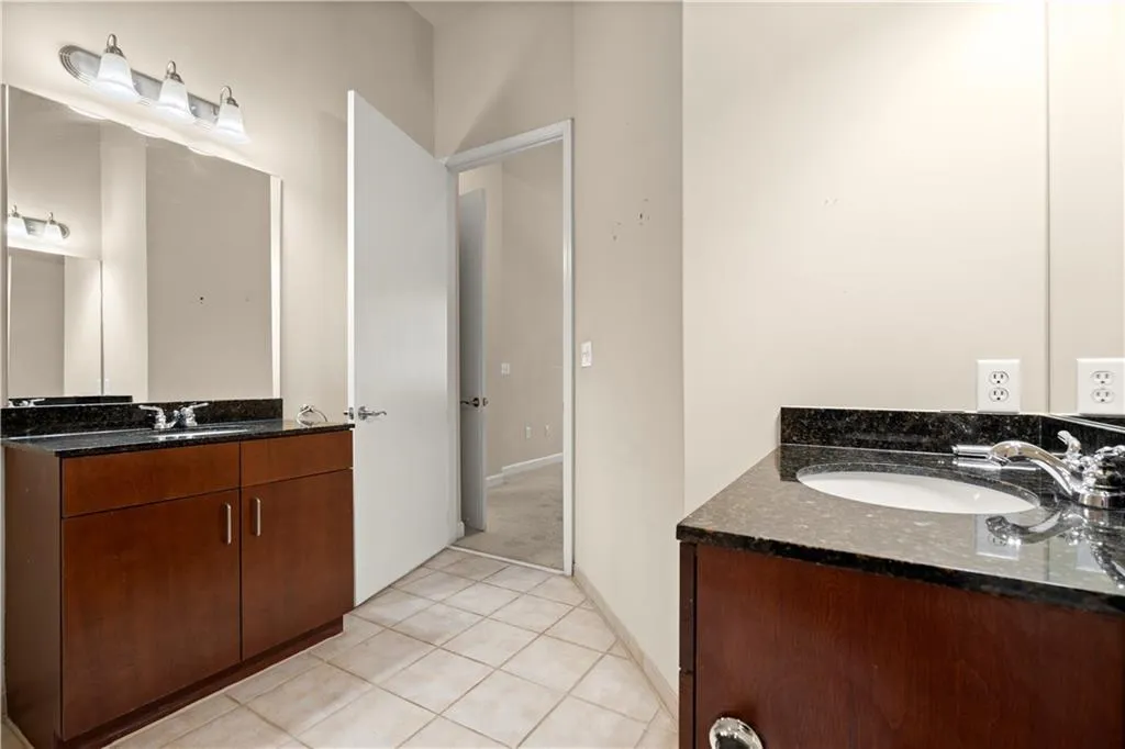 711 Cosmopolitan Drive Ne Unit 442, Atlanta, Georgia 30324, 2 Bedrooms Bedrooms, 0 ,2 BathroomsBathrooms,Residential,For Sale,711 Cosmopolitan Drive Ne Unit 442,7722630