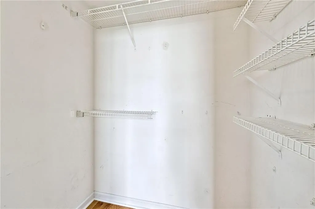 3481 Lakeside Drive Ne Unit 1508, Atlanta, Georgia 30326, 1 Bedroom Bedrooms, ,1 BathroomBathrooms,Residential,For Sale,3481 Lakeside Drive Ne Unit 1508,7610981