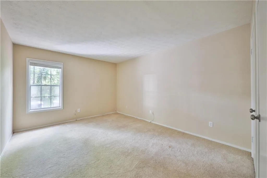 701 Vicksburg Place Unit 701, Atlanta, Georgia 30350, 3 Bedrooms Bedrooms, ,2 BathroomsBathrooms,Residential,Sold,701 Vicksburg Place Unit 701,6932495