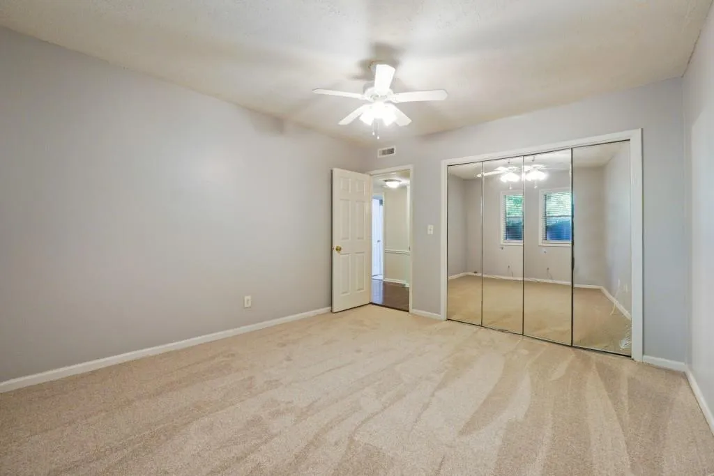 6851 Roswell Road Unit L-2, Sandy Springs, Georgia 30328, 3 Bedrooms Bedrooms, ,2 BathroomsBathrooms,Residential,Sold,6851 Roswell Road Unit L-2,7418614