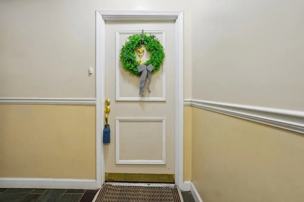 6851 Roswell Road Unit L-2, Sandy Springs, Georgia 30328, 3 Bedrooms Bedrooms, ,2 BathroomsBathrooms,Residential,Sold,6851 Roswell Road Unit L-2,7418614