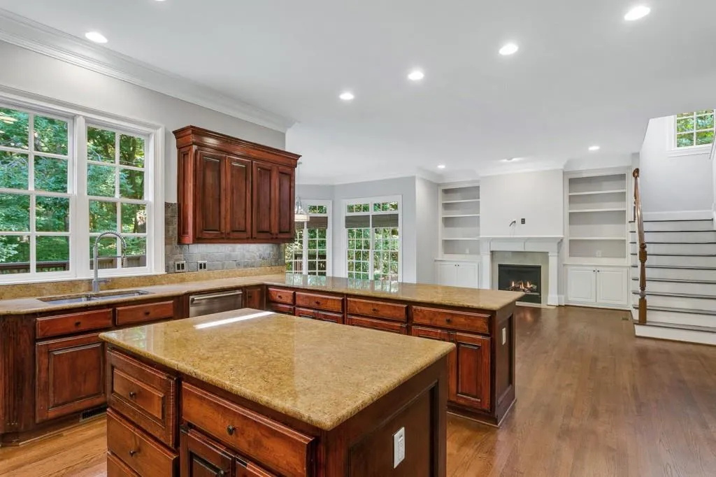 4970 Powers Ferry Road Nw, Sandy Springs, Georgia 30327, 6 Bedrooms Bedrooms, ,6 BathroomsBathrooms,Residential,Sold,4970 Powers Ferry Road Nw,6922150