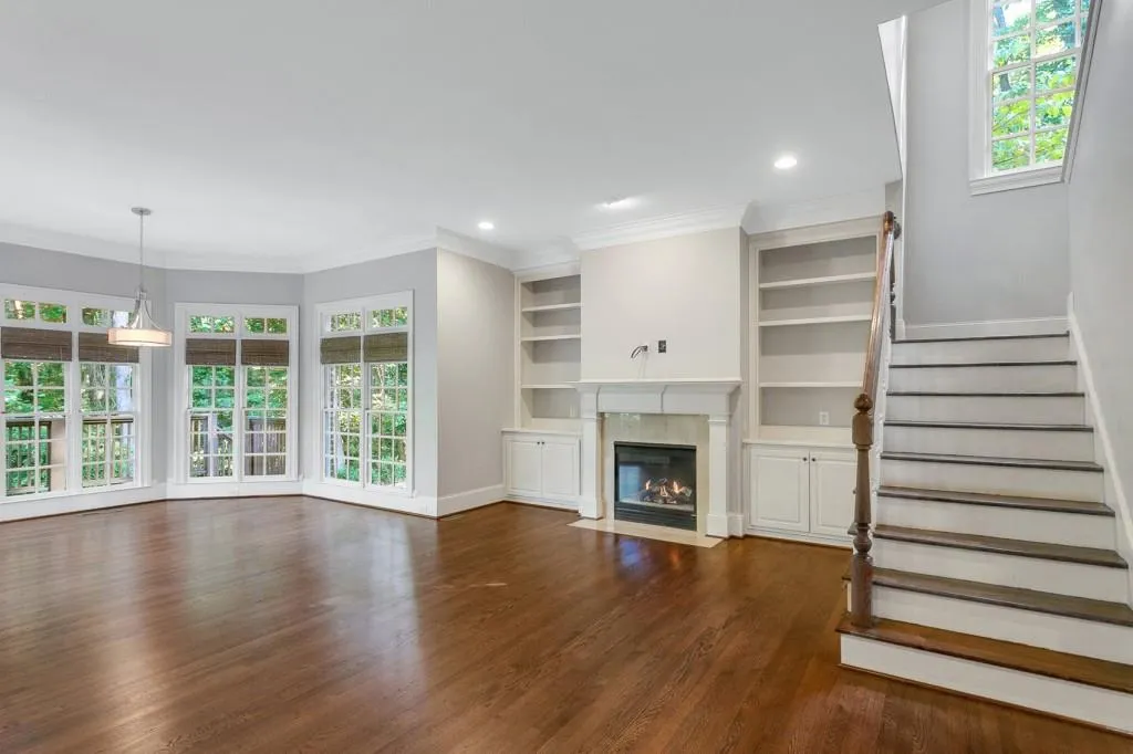 4970 Powers Ferry Road Nw, Sandy Springs, Georgia 30327, 6 Bedrooms Bedrooms, ,6 BathroomsBathrooms,Residential,Sold,4970 Powers Ferry Road Nw,6922150