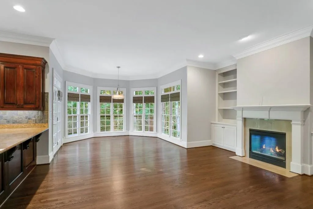 4970 Powers Ferry Road Nw, Sandy Springs, Georgia 30327, 6 Bedrooms Bedrooms, ,6 BathroomsBathrooms,Residential,Sold,4970 Powers Ferry Road Nw,6922150