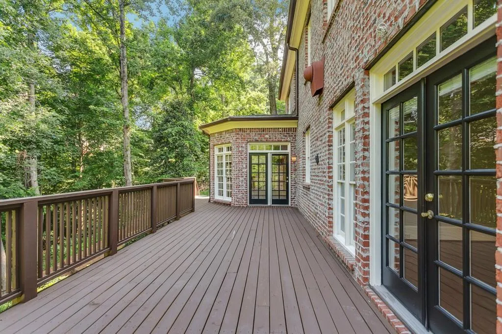 4970 Powers Ferry Road Nw, Sandy Springs, Georgia 30327, 6 Bedrooms Bedrooms, ,6 BathroomsBathrooms,Residential,Sold,4970 Powers Ferry Road Nw,6922150